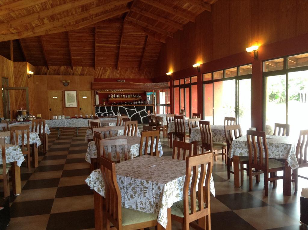 Hotel Puku Vai Ханга Роа Екстериор снимка