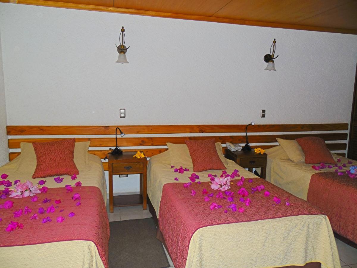 Hotel Puku Vai Ханга Роа Екстериор снимка