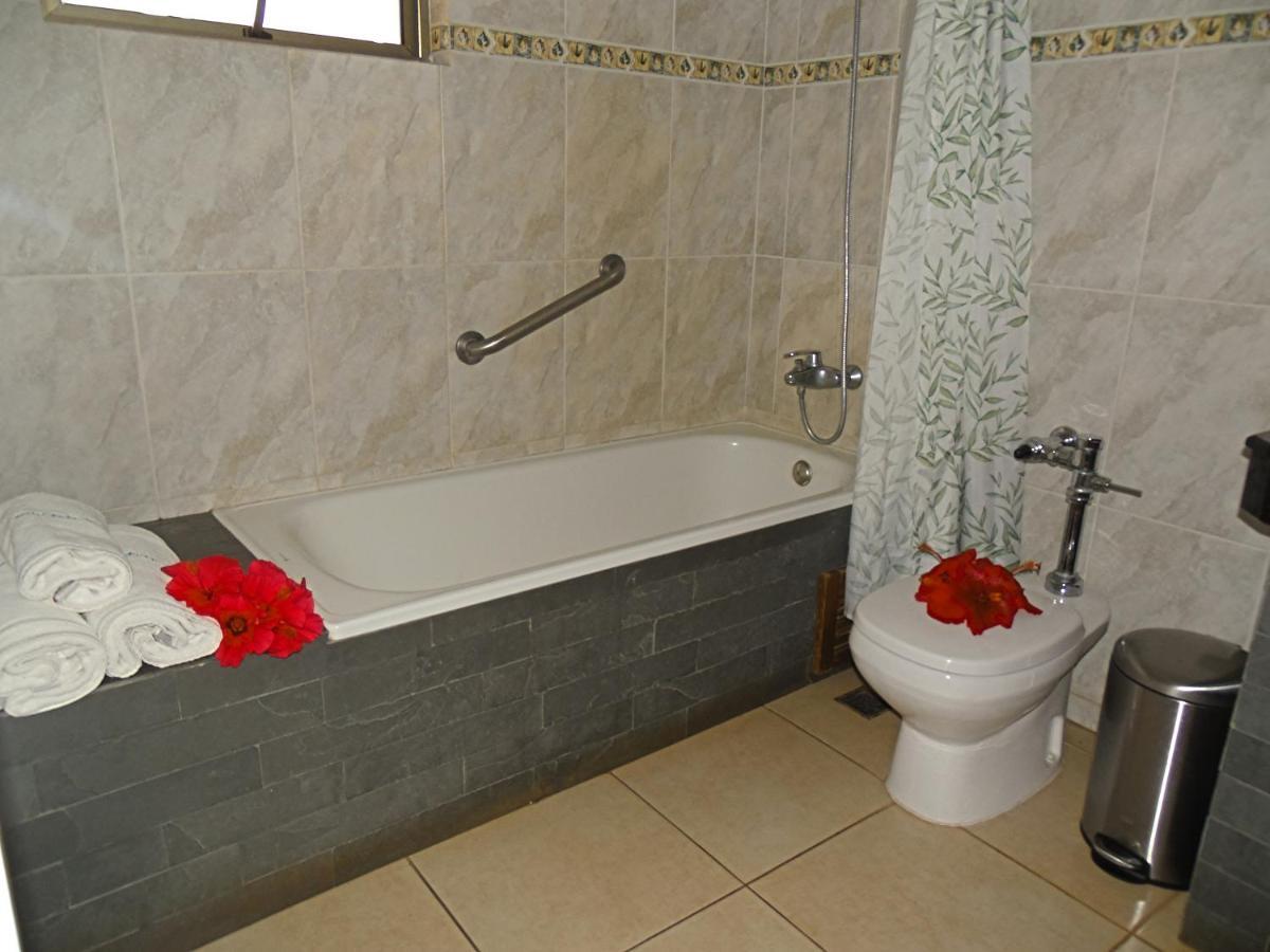 Hotel Puku Vai Ханга Роа Екстериор снимка