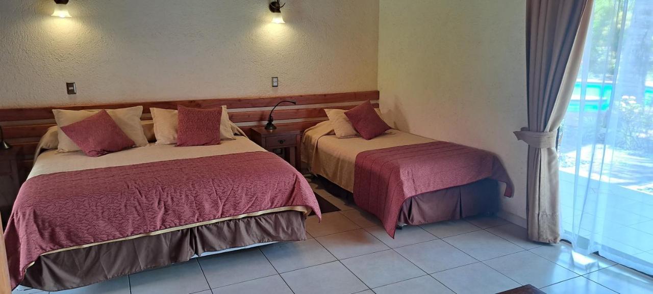 Hotel Puku Vai Ханга Роа Екстериор снимка
