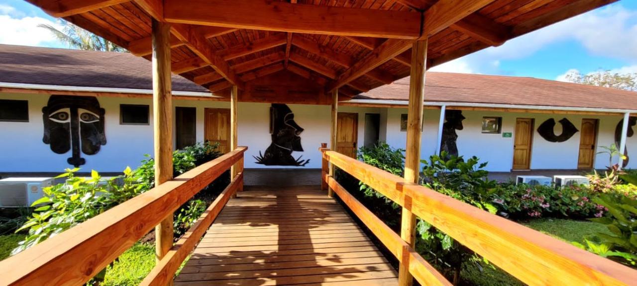 Hotel Puku Vai Ханга Роа Екстериор снимка
